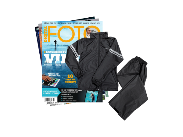 Outpack regnsæt og 2 numre af Digital FOTO